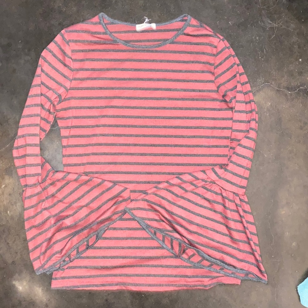 Womens Belle Sleeve Top